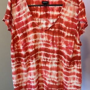 Torrid Red and White Tie-Dye Blouse